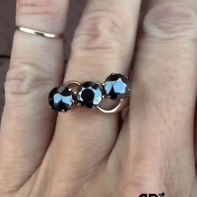 Natural Fancy Black Diamonds With 18K Rose gold 3 Antique Ring 💍 Jewellery 
..
.
.

.All Sizes & Sives Available 🍁 (Round)

You can customise your order in all shape and size.. 
Made By Order!! // Beautiful Bracelets, Rings 💍 Jewellery ✨
.
++Follow for more jewelry content! #ShreeRajGroup
.
.
.
#blackdiamond #nacklessjewellery  #diamondlivers diamondring